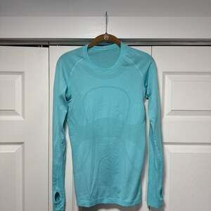 Lululemon Swiftly Tech Long Sleeve Crew In Pewter Blue